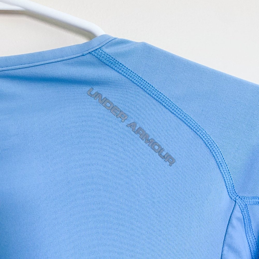 Boys Under Armour Top Blue size M - Picture 4 of 5
